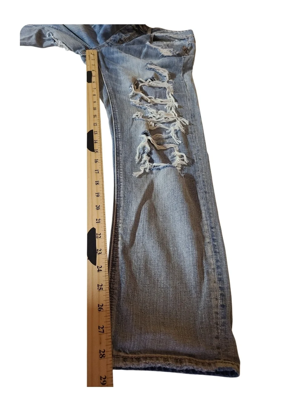 American Eagle Tomgirl Distressed Jeans 8 R Soft Lightweight Button Fly Cropped